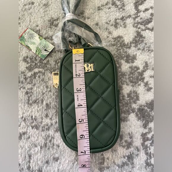 Badgley Mischka Diamond Quilted Oval Crossbody Phone Case in chive NWT - Picture 5 of 9